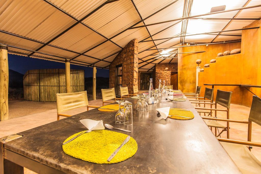 Etendeka Mountain Camp Damaraland Luaran gambar