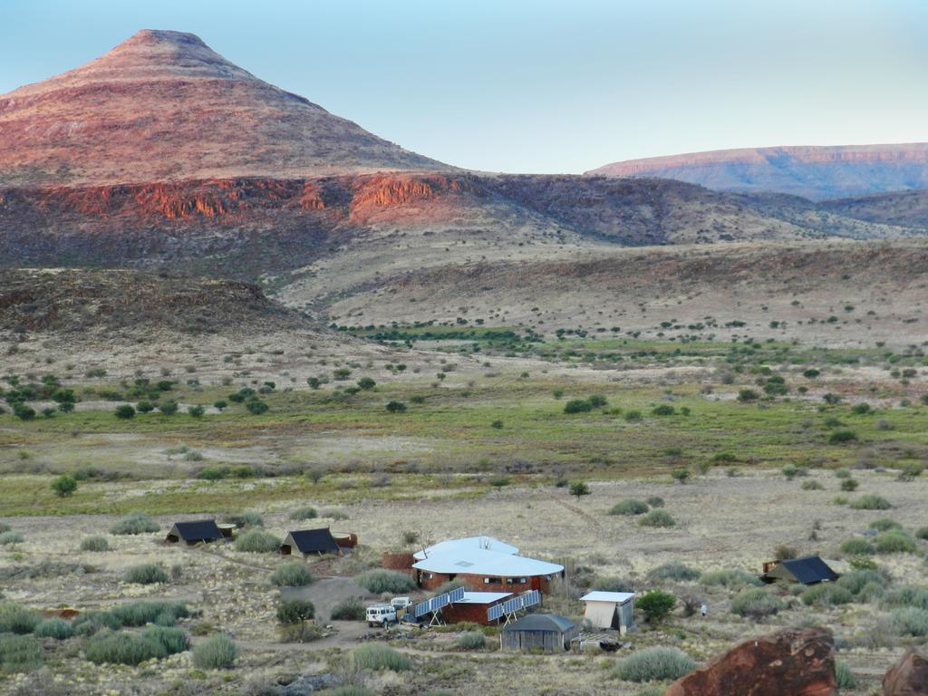 Etendeka Mountain Camp Damaraland Luaran gambar
